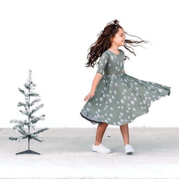 Millie + roo MID SLEEVE TWIRL- Trees green size 9/10 NWT in packaging - Picture 7 of 10